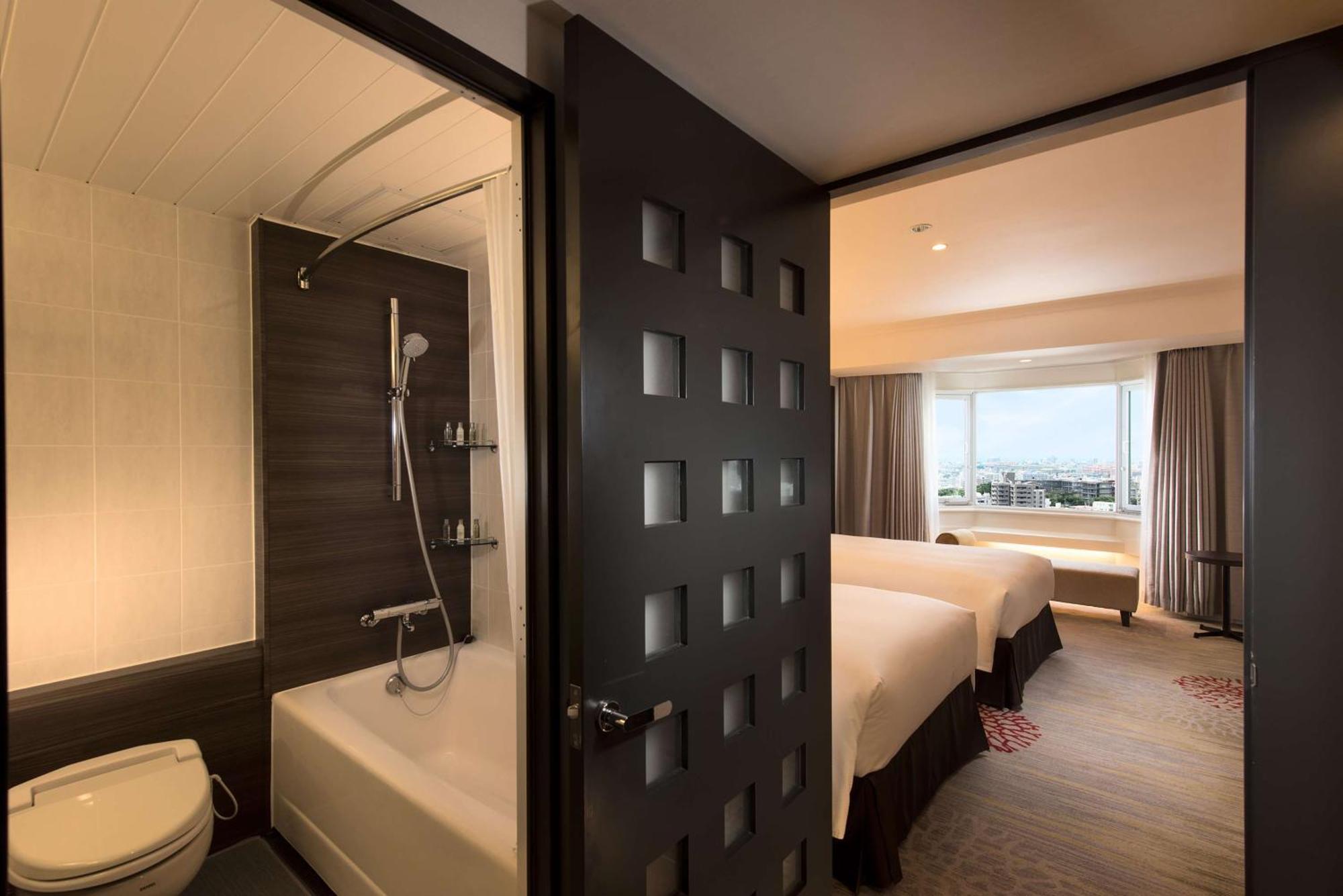 Doubletree By Hilton Naha Shuri Castle Εξωτερικό φωτογραφία